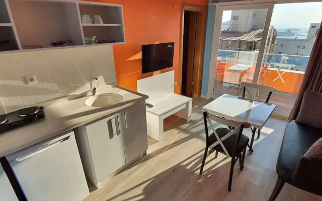 Dolly Apartments