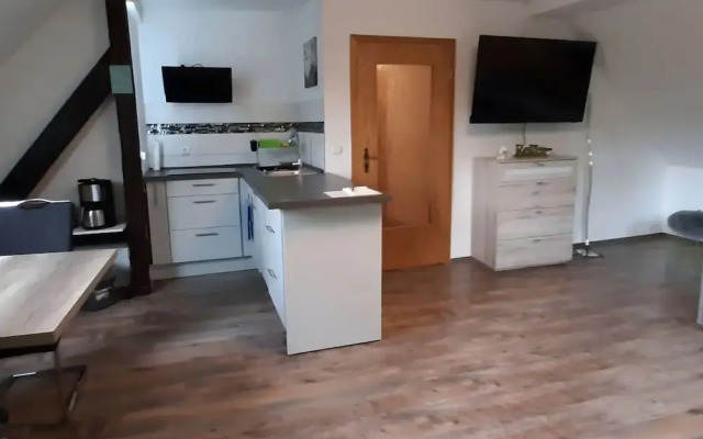Lakeside Family Escape