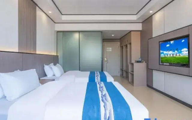 Hongyuan Shengshi Changlong Hotel