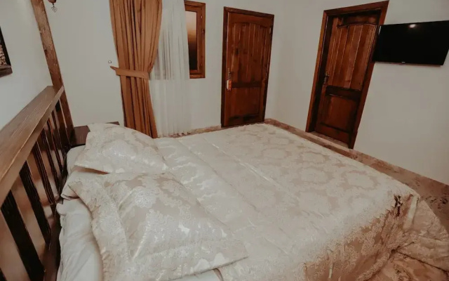Tetrapole Boutique Hotel