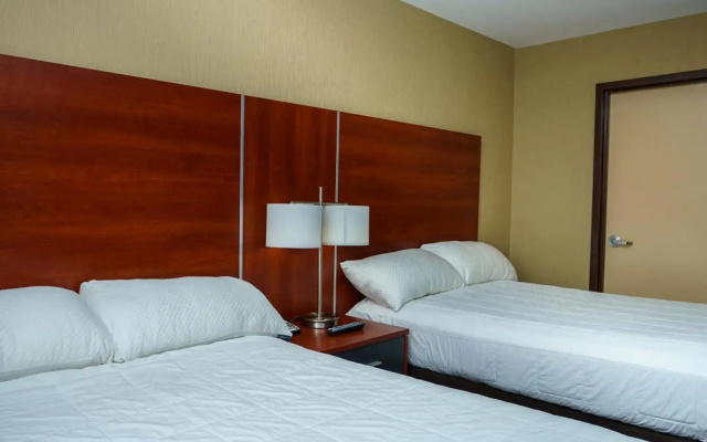 Prince Flushing Hotel