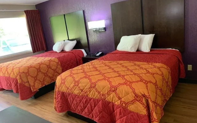Relax Inn & Suites