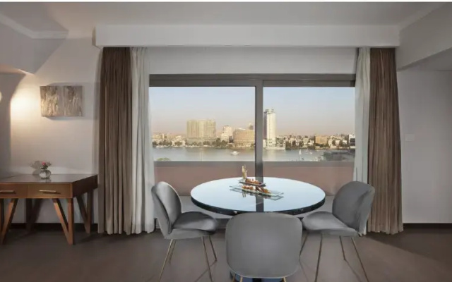 V Hotel Cairo