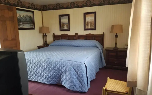 Leona's Motel