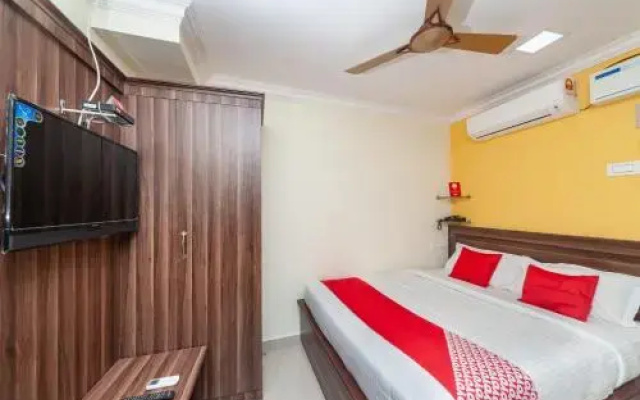 OYO 27038 Anandha Rooms