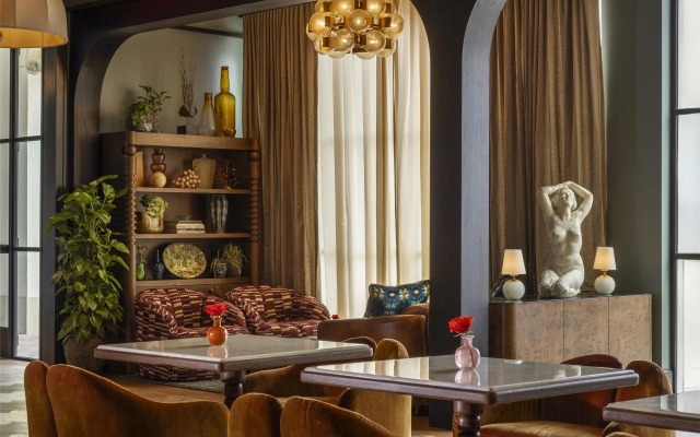 Hotel Daphne