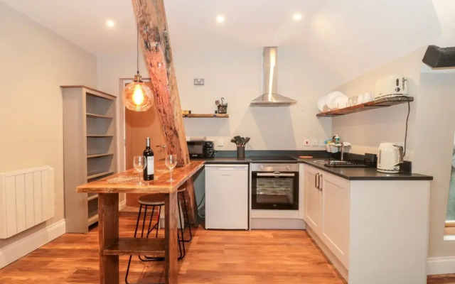 Purbeck Hotel Apartments - Flat 6