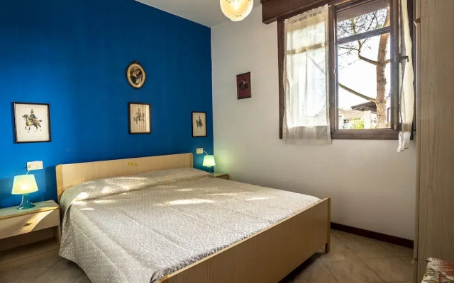 Cozy Holiday Home in Lido di Volano near Sea