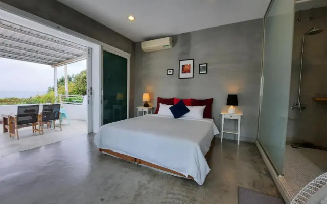 The Ocean Apartment