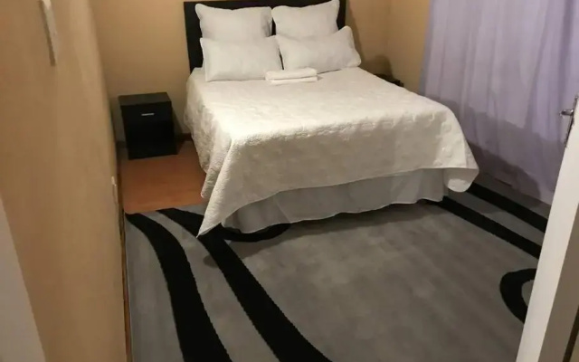 Stunning 2 bedroom guesthouse available