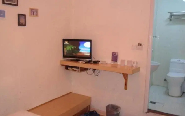 Yangshuo Golden Harbour Hostel