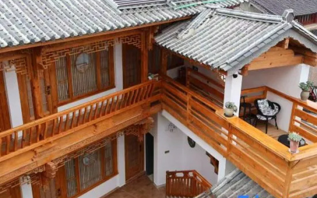Shaxi Wanlan Courtyard
