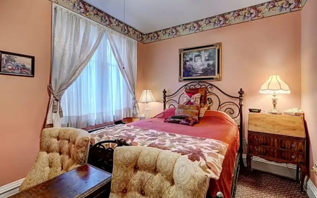 Grandison Inn