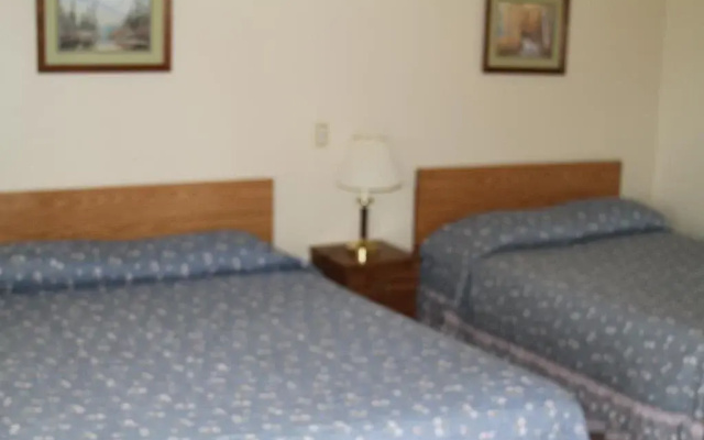 Badlands Hotel and Campground