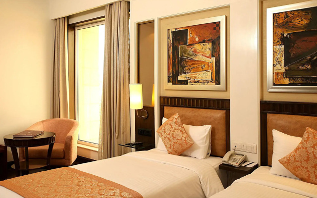 Inde Hotel Signature Tower