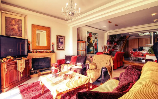 Villa Ellis