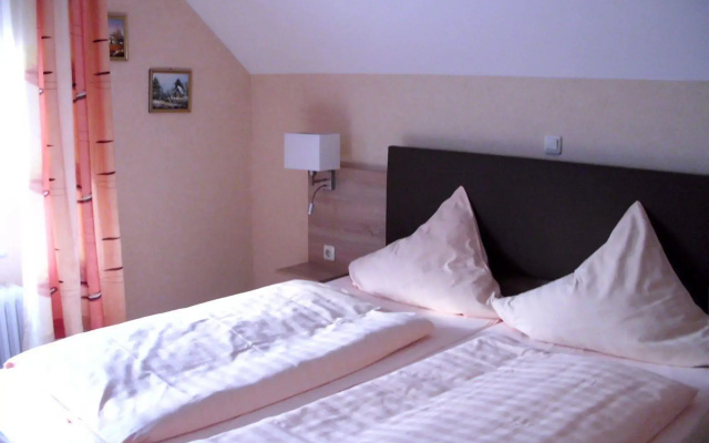 Hotel Road-House