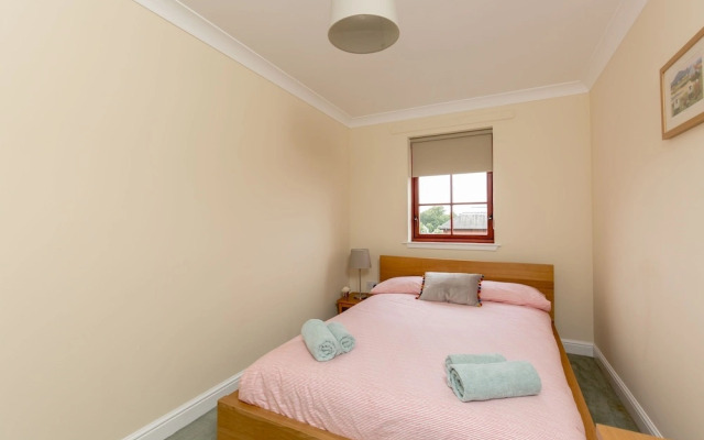 418 - Orchard Brae Avenue Apartment 3