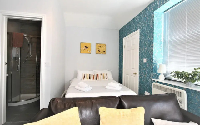 Central Serviced Apartments