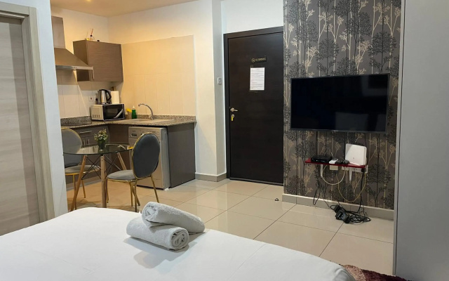 Gallery Luxury Suites
