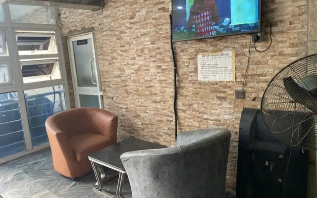 Camzy Villa Hotel