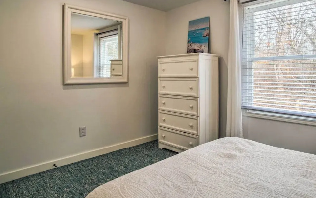 Cozy Edgartown Vacation Rental Near Beach!
