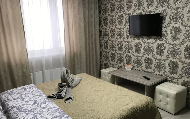 Часы Бунинская аллея