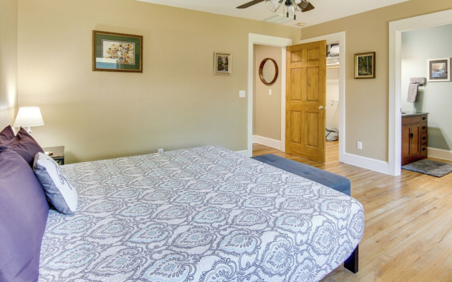 Downtown Brevard Home: Walk to Bars & Breweries!