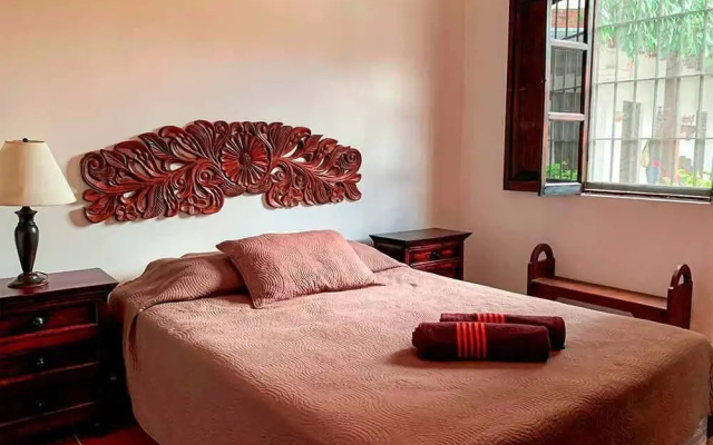 Casita Los Buhos