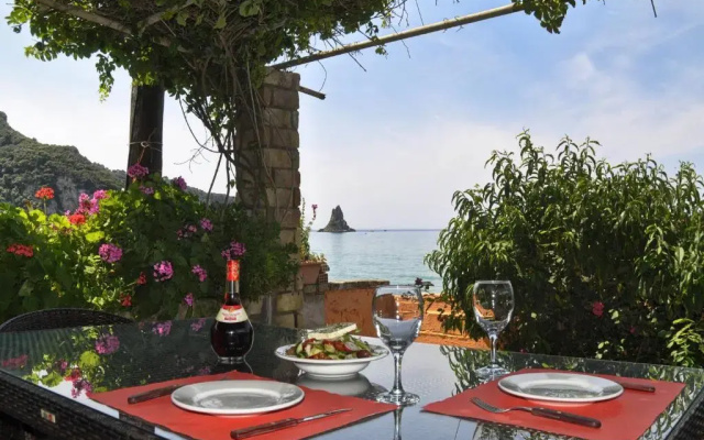 Dandidis Seaside Pension
