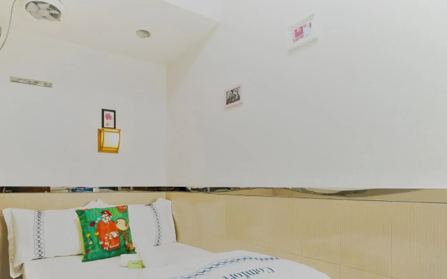 Kwong Hang Travel Guest House