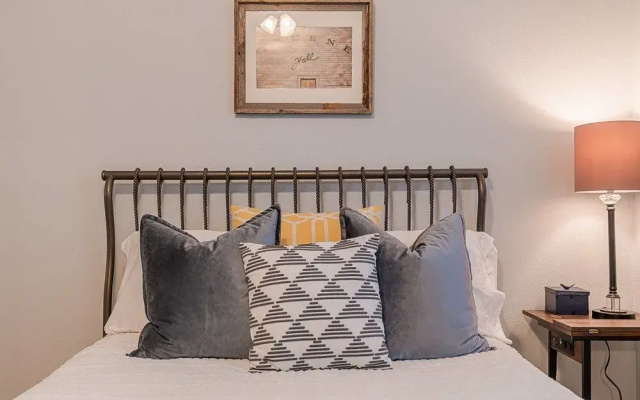 The Blue Flamingo by Ryson Vacation Rentals