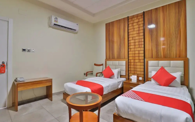 Blue Diamond Hotel