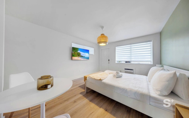 Modern Studio close to Aventura - Gym