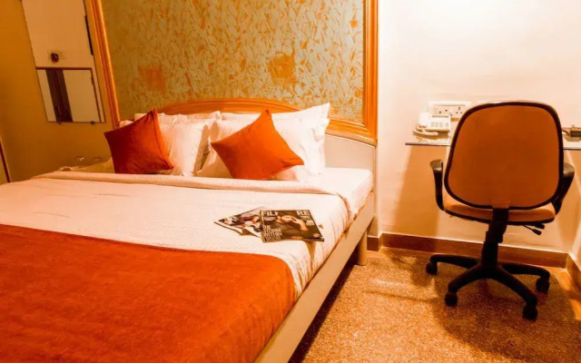 Hotel Lake View Residency