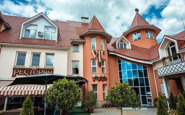 VIP Hotel вид на фасад