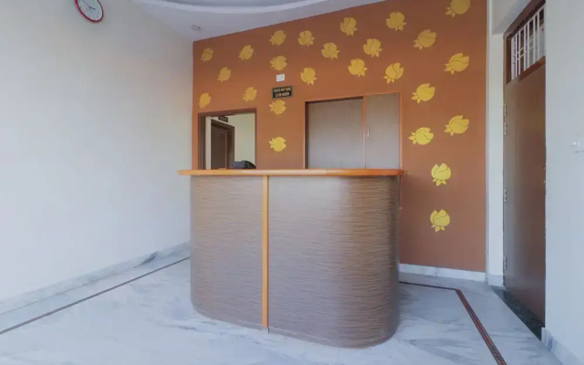 OYO 24535 Hotel Payas
