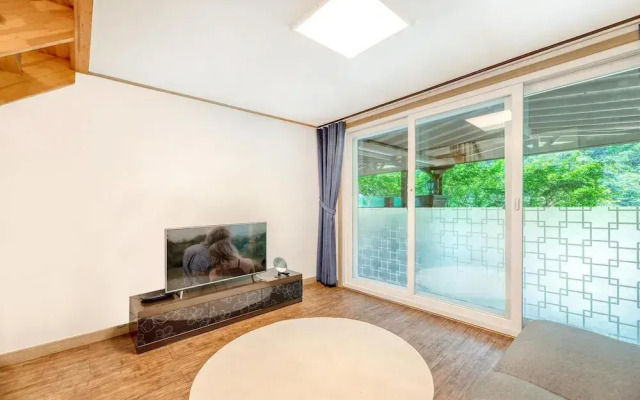 Gapyeong Swimteo Pet Pension