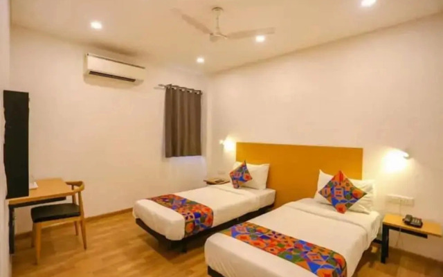 Fabhotel Sunshine Comfy Stay