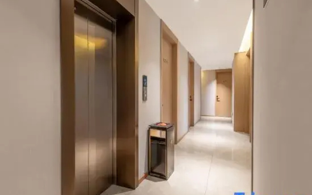 Shiji Hotel