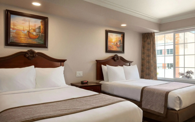Days Inn by Wyndham Eureka CA