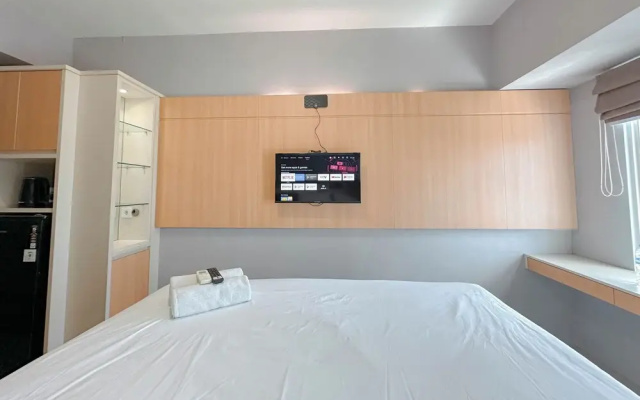 Pleasant and Restful Studio at Orchard Supermall Mansion Apartment