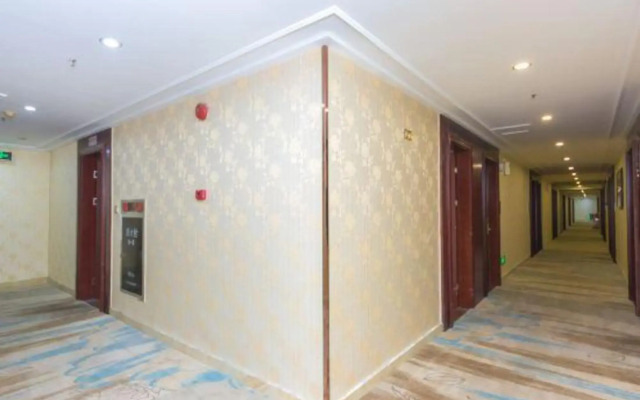 Haro Light Hotel (Guangzhou Xichang Metro Station Branch)