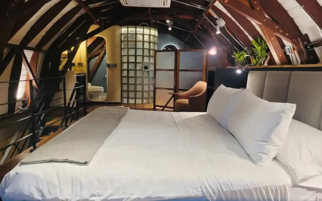 w Amazing Duplex w Perfect Deco in Poblado