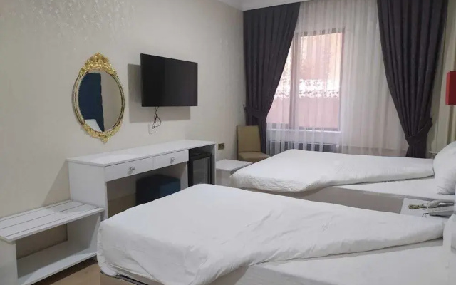 Athena Life Hotel