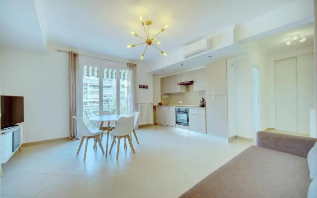IMMOGROOM - Terrace - AC - 2 bedrooms - City center