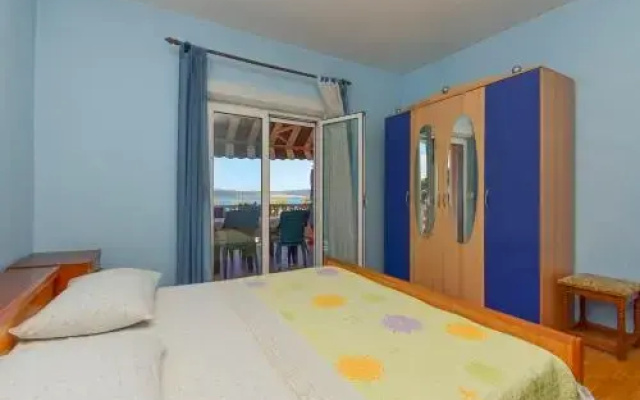 Holiday House Anica 1313