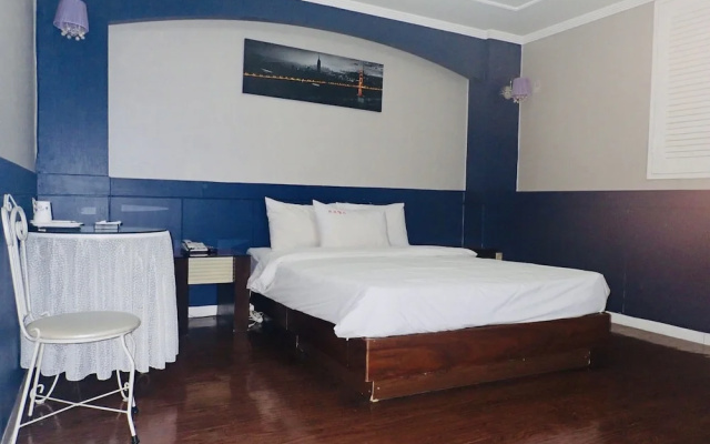 Provence Hotel