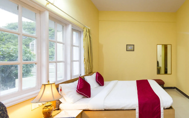 OYO 499 Hotel Umerkot Residency