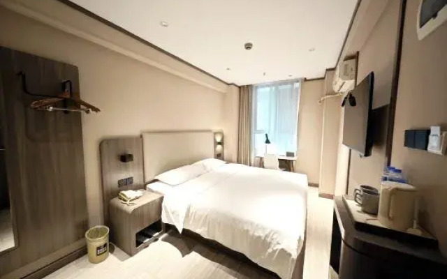 HanTing Hotel (Shenzhen Xixiang Taoyuan Subway Station)